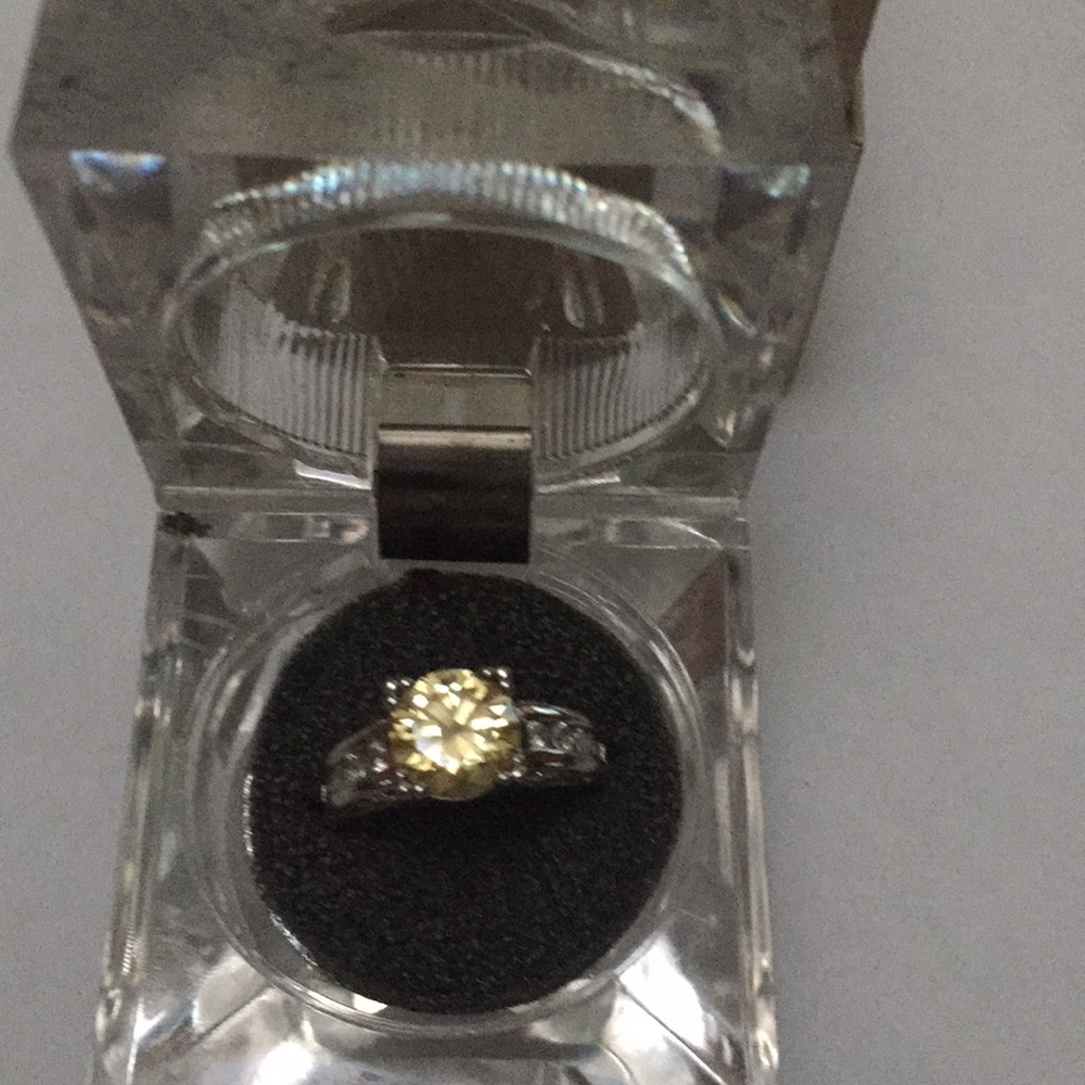 Yellow diamond zirconia ring with clear zirconias